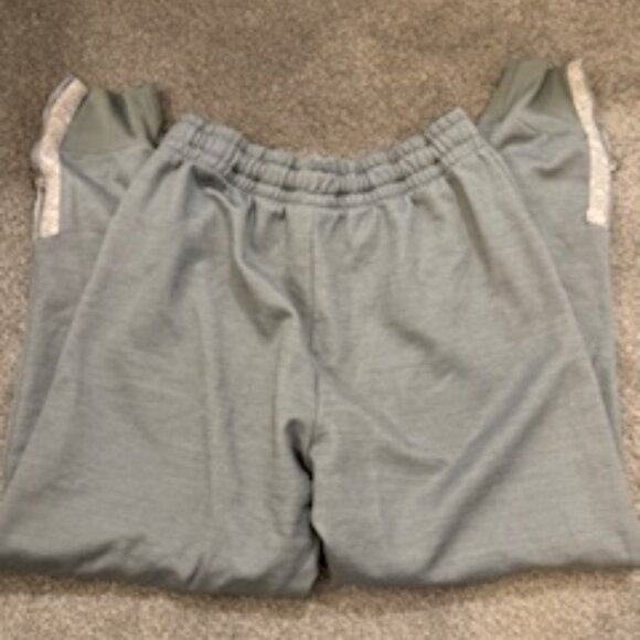 NIKE women's sweatpants size S - Picture 3 of 4